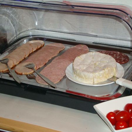 Pension Am Weinberg Mesenich Bagian luar foto
